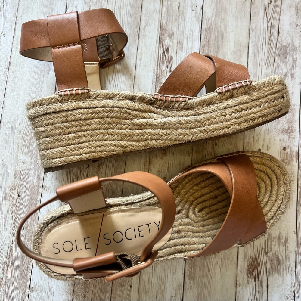 Brown strap wedges with buckle (sz 9.5) - Picture 4 of 11
